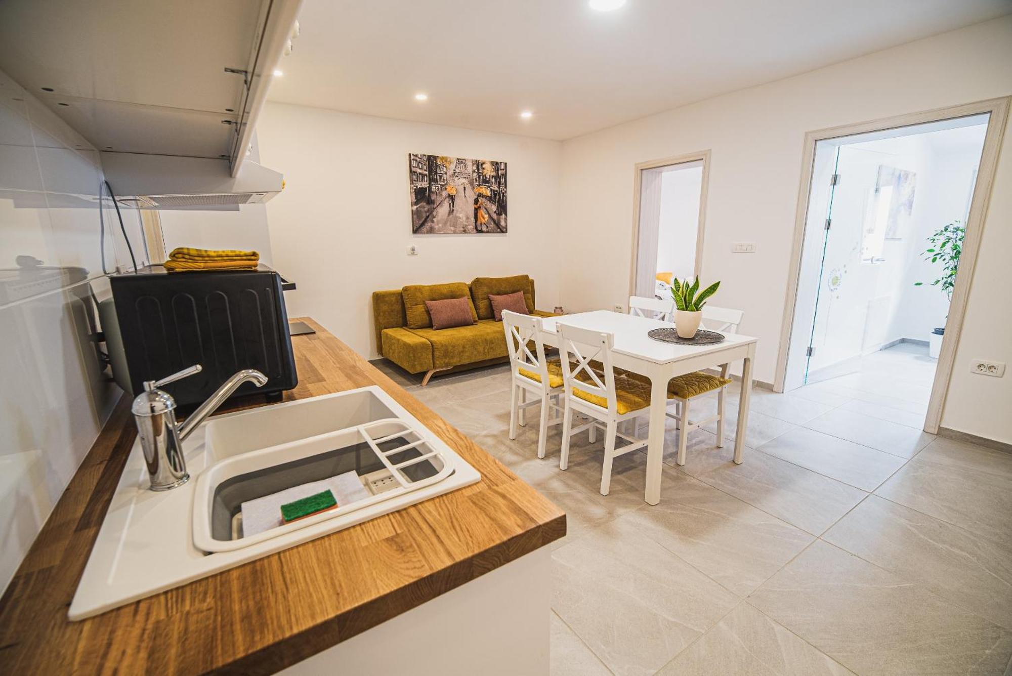 קובאריד Gotar Apartment With Garden מראה חיצוני תמונה