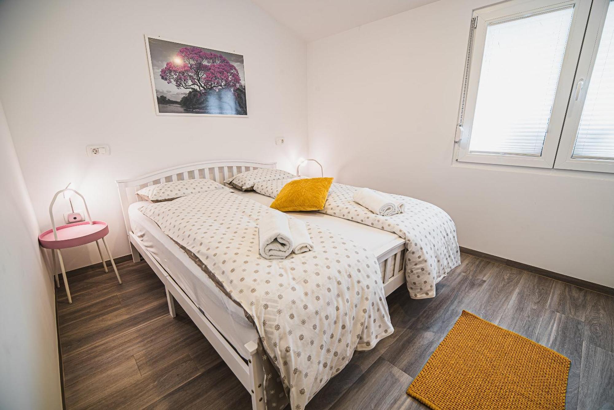 קובאריד Gotar Apartment With Garden מראה חיצוני תמונה